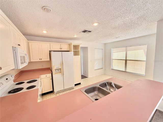 3237 FAIRFIELD DRIVE, Kissimmee, FL 34743