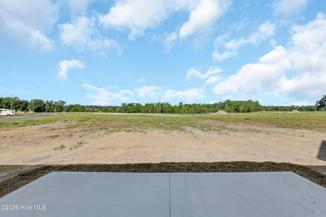 201 Megans Field Place 66, Richlands, NC 28574