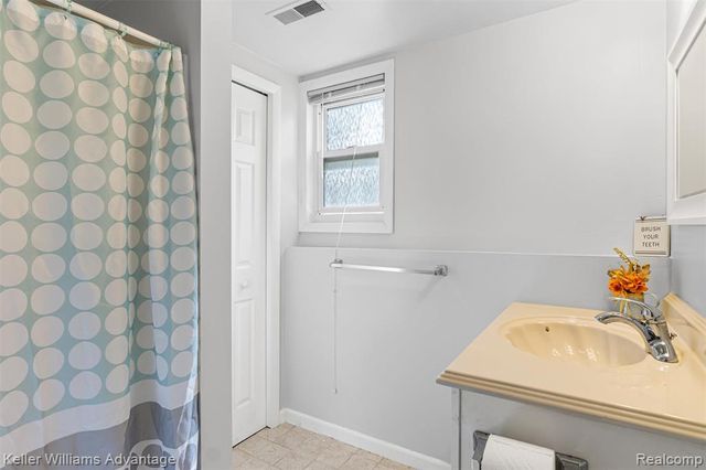 1250 Shotey Court, Milford, MI 48380