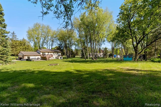 1250 Shotey Court, Milford, MI 48380