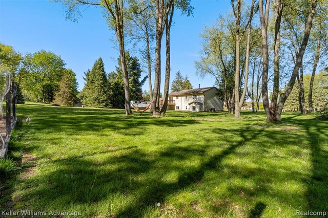 1250 Shotey Court, Milford, MI 48380