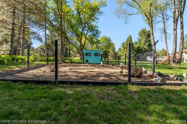 1250 Shotey Court, Milford, MI 48380