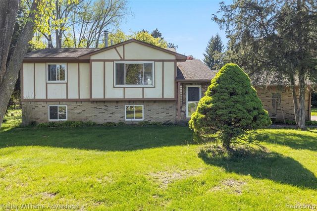 1250 Shotey Court, Milford, MI 48380