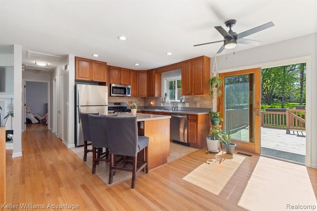 1250 Shotey Court, Milford, MI 48380