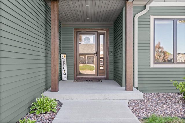 648 Silver DRIVE, Holmen, WI 54636