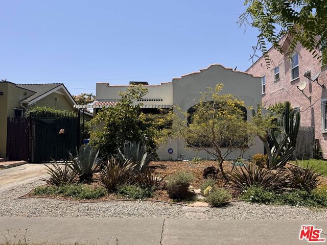 2905 Somerset Drive, Los Angeles, CA 90016