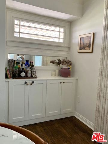 2905 Somerset Drive, Los Angeles, CA 90016