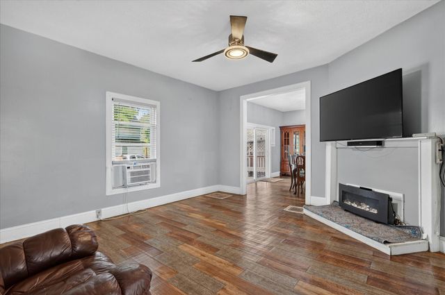 243 Delaware Street Se, City Of Grand Rapids, MI 49507
