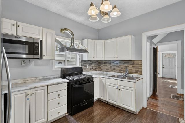 243 Delaware Street Se, City Of Grand Rapids, MI 49507