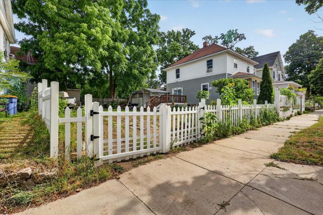 243 Delaware Street Se, City Of Grand Rapids, MI 49507