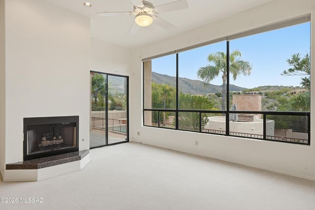 6520 N Regal Manor Drive, Tucson, AZ 85750