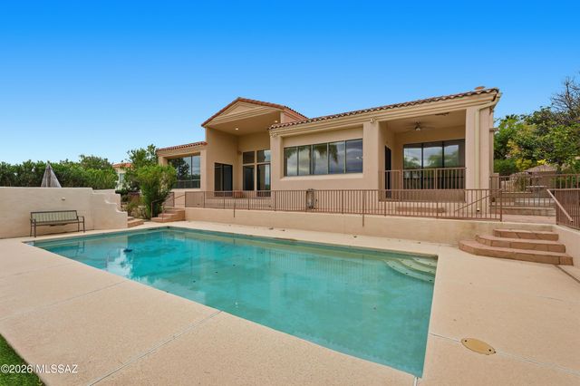 6520 N Regal Manor Drive, Tucson, AZ 85750