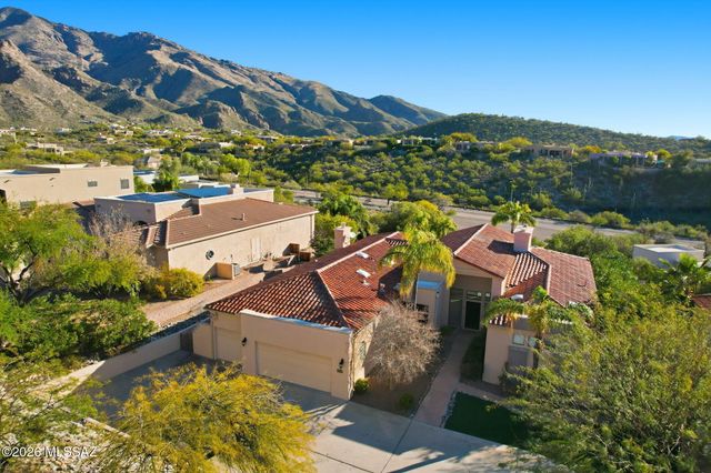 6520 N Regal Manor Drive, Tucson, AZ 85750