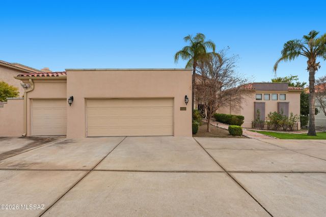 6520 N Regal Manor Drive, Tucson, AZ 85750