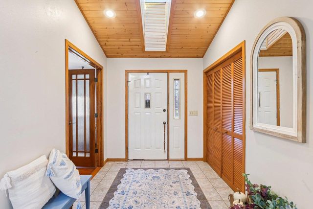 N2171 Lake Drive, Lodi, WI 53555