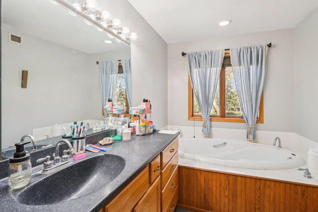 N2171 Lake Drive, Lodi, WI 53555