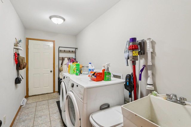 N2171 Lake Drive, Lodi, WI 53555