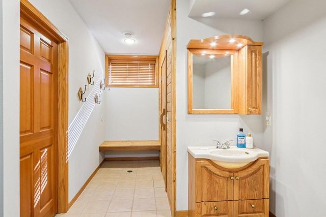 N2171 Lake Drive, Lodi, WI 53555