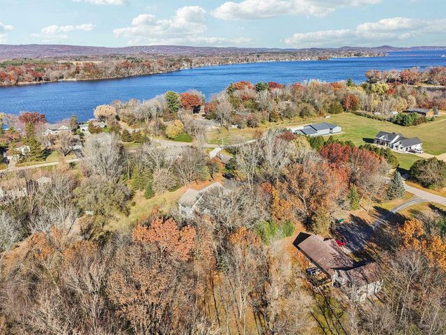 N2171 Lake Drive, Lodi, WI 53555