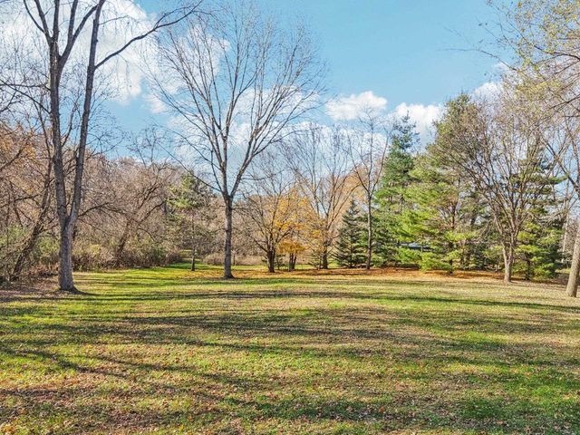 N2171 Lake Drive, Lodi, WI 53555