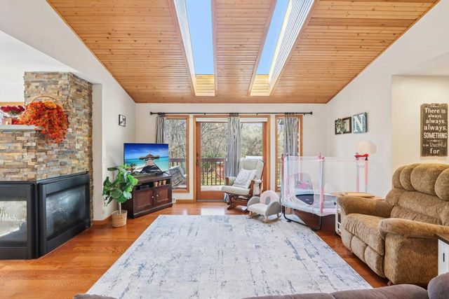 N2171 Lake Drive, Lodi, WI 53555