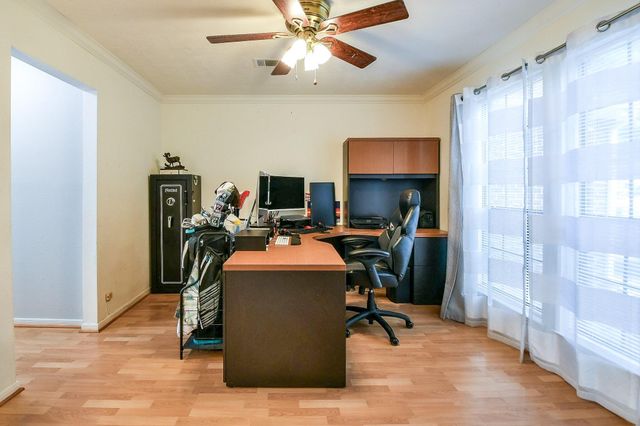 2603 Lexington Woods Drive, Spring, TX 77373