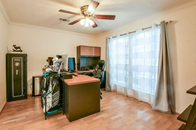 2603 Lexington Woods Drive, Spring, TX 77373