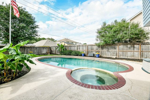 2603 Lexington Woods Drive, Spring, TX 77373