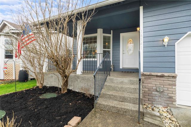16541 Rainier View Drive SE, Yelm, WA 98597