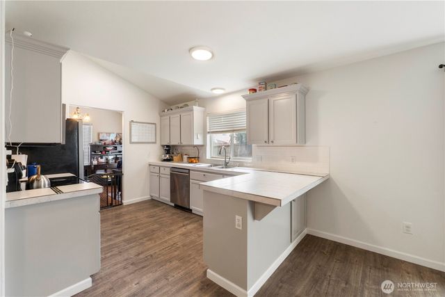 16541 Rainier View Drive SE, Yelm, WA 98597