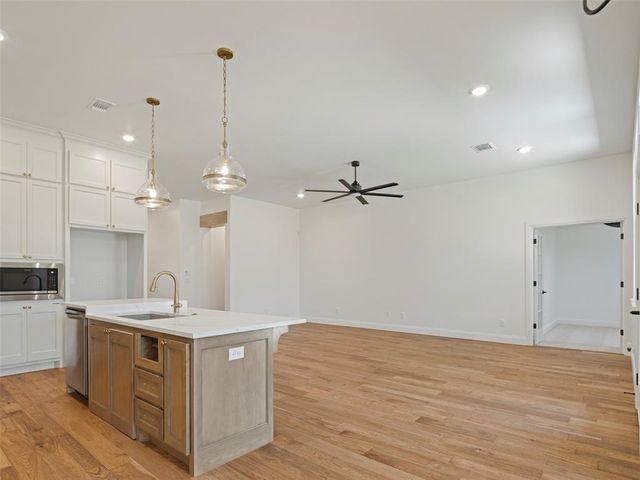 3704 Bedrock Drive, Norman, OK 73069