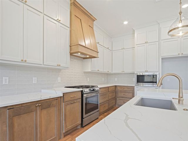 3704 Bedrock Drive, Norman, OK 73069