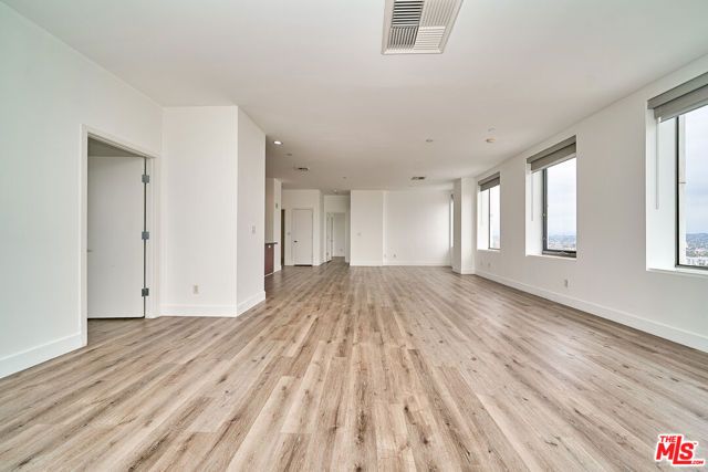 3810 Wilshire Boulevard PH7, Los Angeles, CA 90010