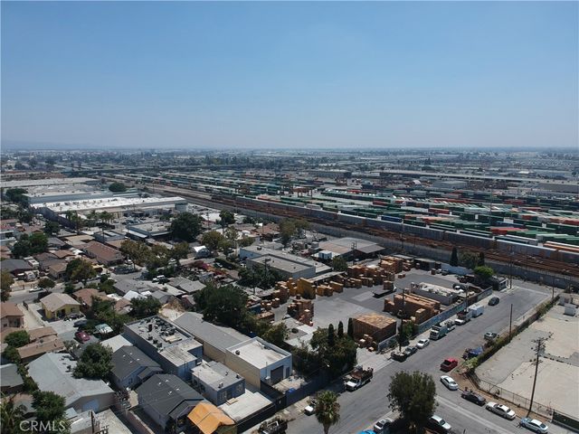 1460 S Bonnie Beach, Commerce, CA 90023