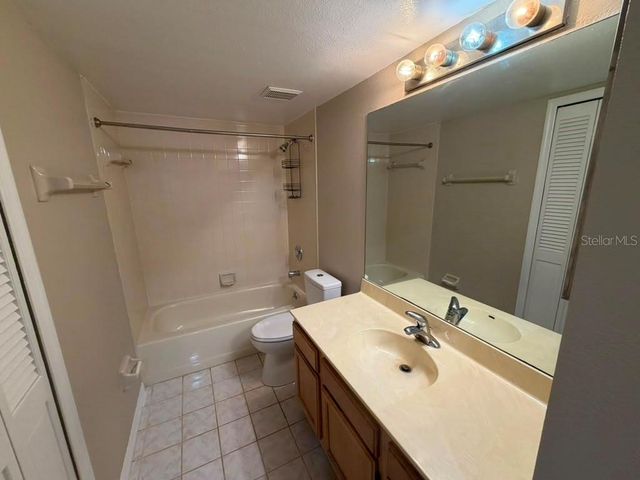 4807 NORMANDY PLACE 202, Orlando, FL 32811