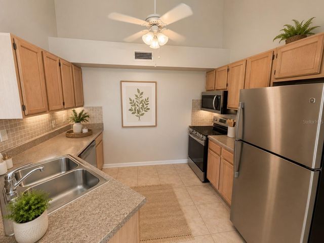 4807 NORMANDY PLACE 202, Orlando, FL 32811