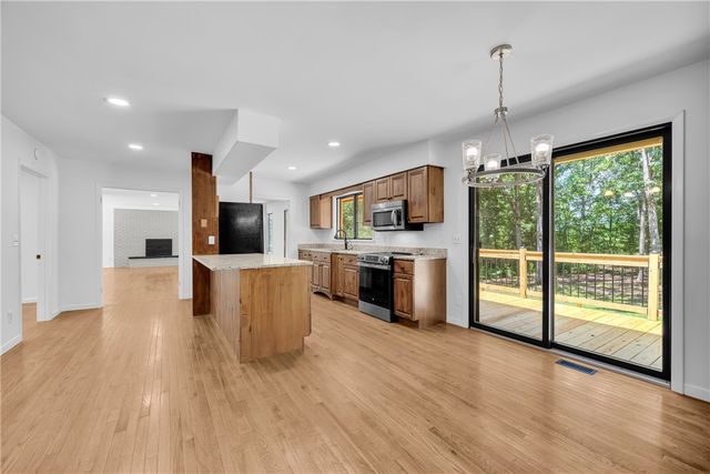 169 Castlewood Drive, Westminster, SC 29693