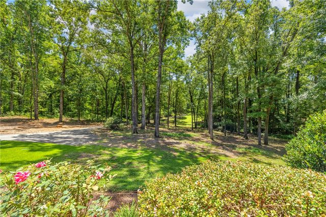 169 Castlewood Drive, Westminster, SC 29693