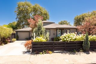 534 Richmond Dr, Santa Rosa, CA 95401