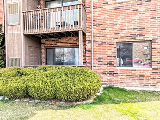 15701 PEGGY Lane 3, Oak Forest, IL 60452