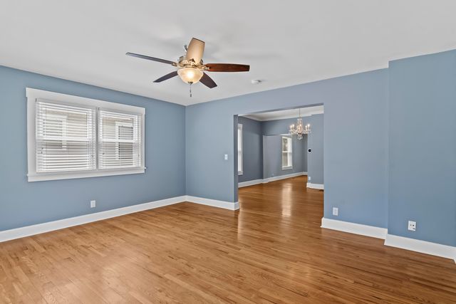 800 S Pickwick Avenue, Springfield, MO 65804