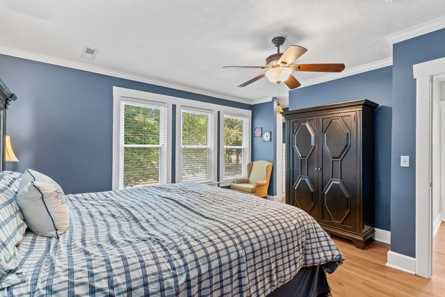 800 S Pickwick Avenue, Springfield, MO 65804