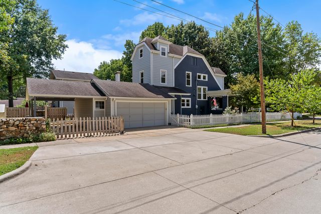 800 S Pickwick Avenue, Springfield, MO 65804
