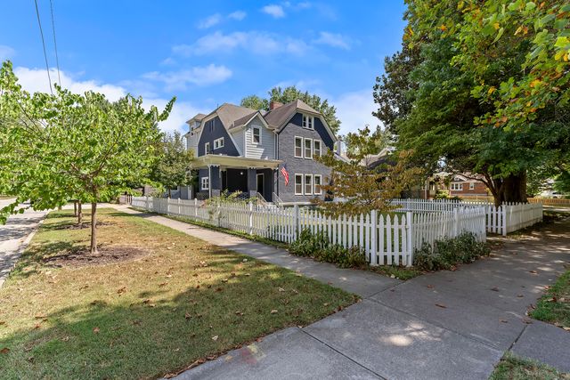 800 S Pickwick Avenue, Springfield, MO 65804