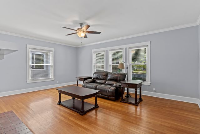800 S Pickwick Avenue, Springfield, MO 65804