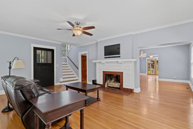 800 S Pickwick Avenue, Springfield, MO 65804