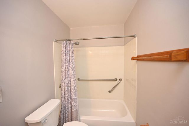 3320 River Hills Drive, Newtown, OH 45244