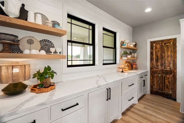 100 Tall Grass Court, Weatherford, TX 76087