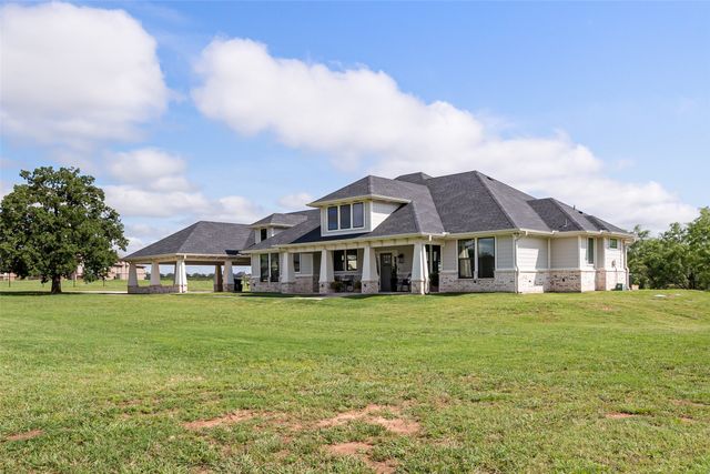 100 Tall Grass Court, Weatherford, TX 76087