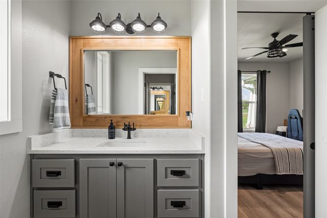 100 Tall Grass Court, Weatherford, TX 76087